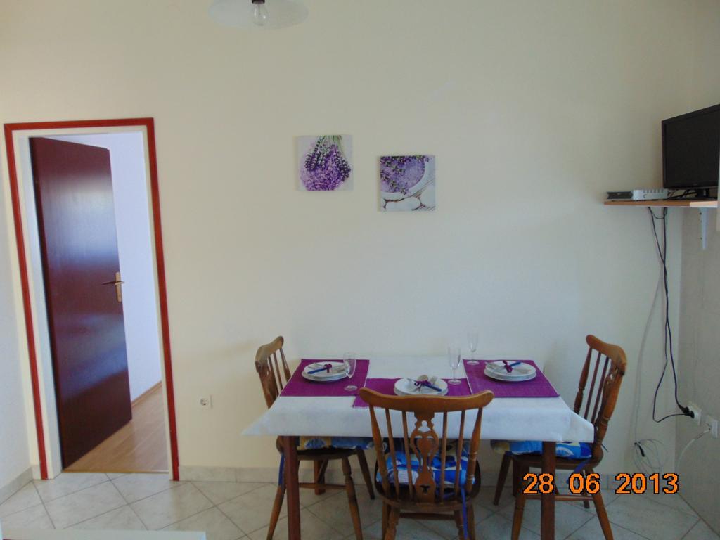 Apartments Borozan Vinišće 객실 사진