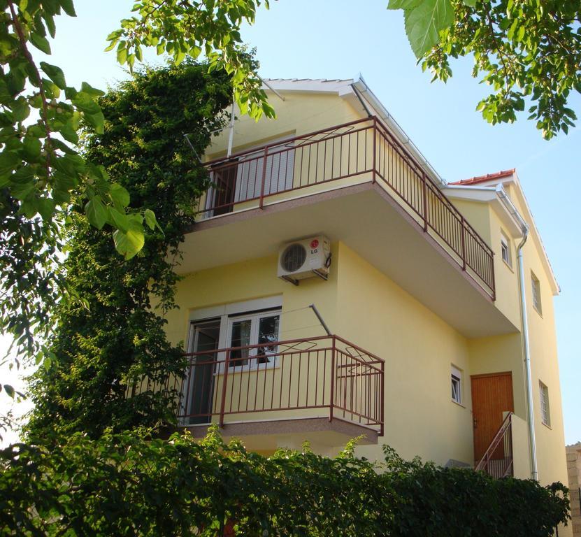 Apartments Borozan Vinišće 외부 사진