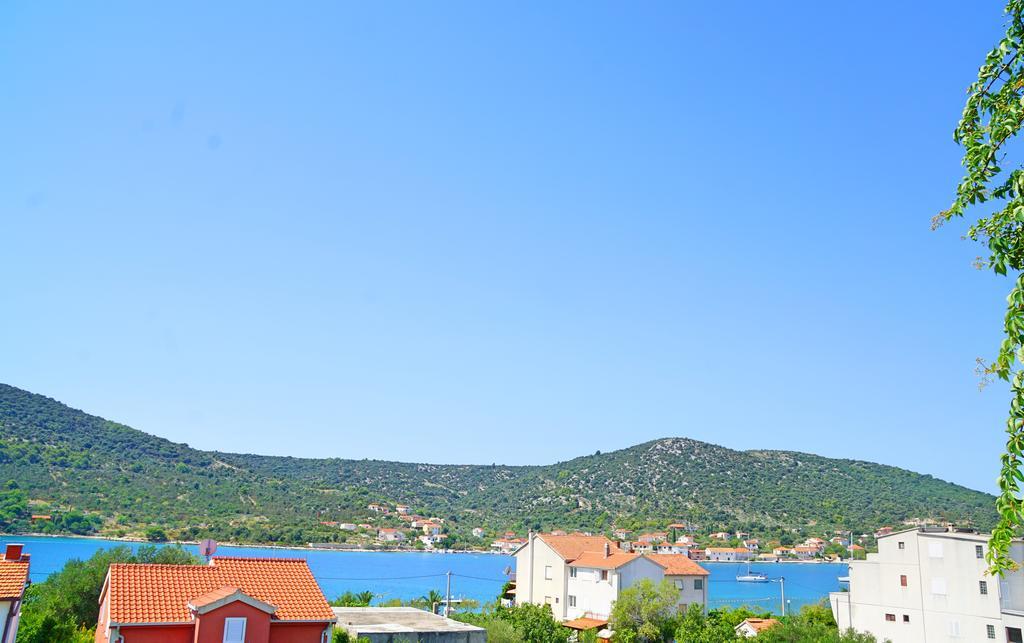 Apartments Borozan Vinišće 외부 사진