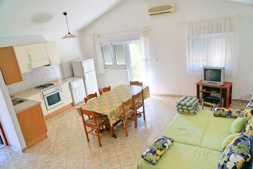 Apartments Borozan Vinišće 외부 사진